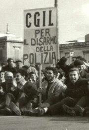 Dicembre 1968 Manifestazioni contro la violenza della polizia
